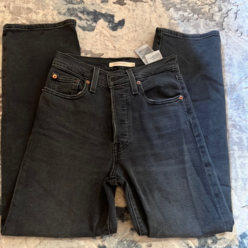 Levi’s Ribcage Jeans